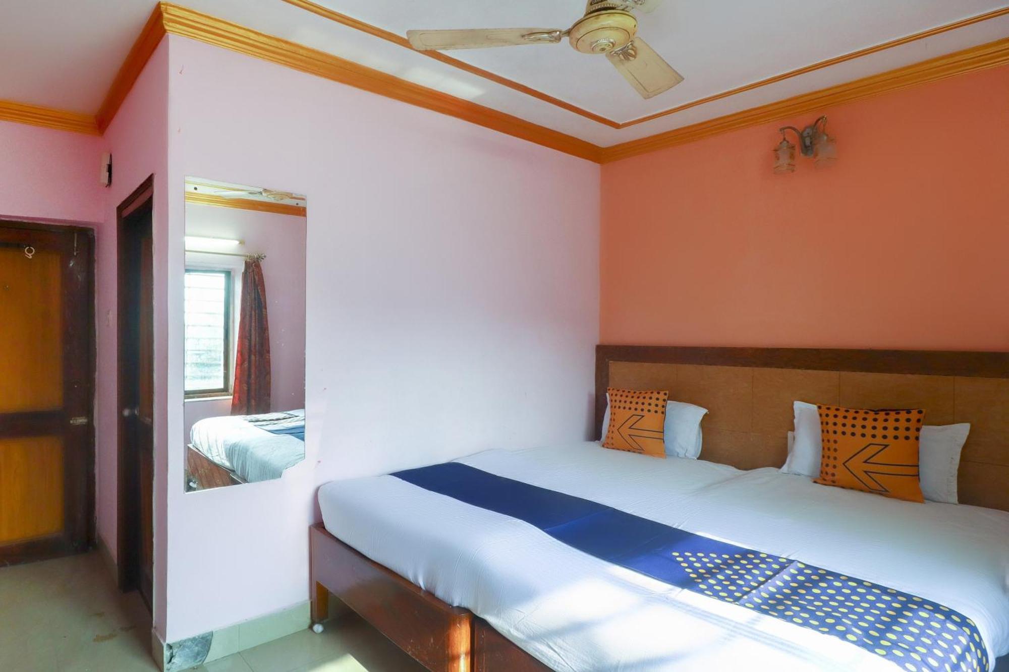 Spot On 75963 Hotel Prince Bodh Gaya Exterior photo