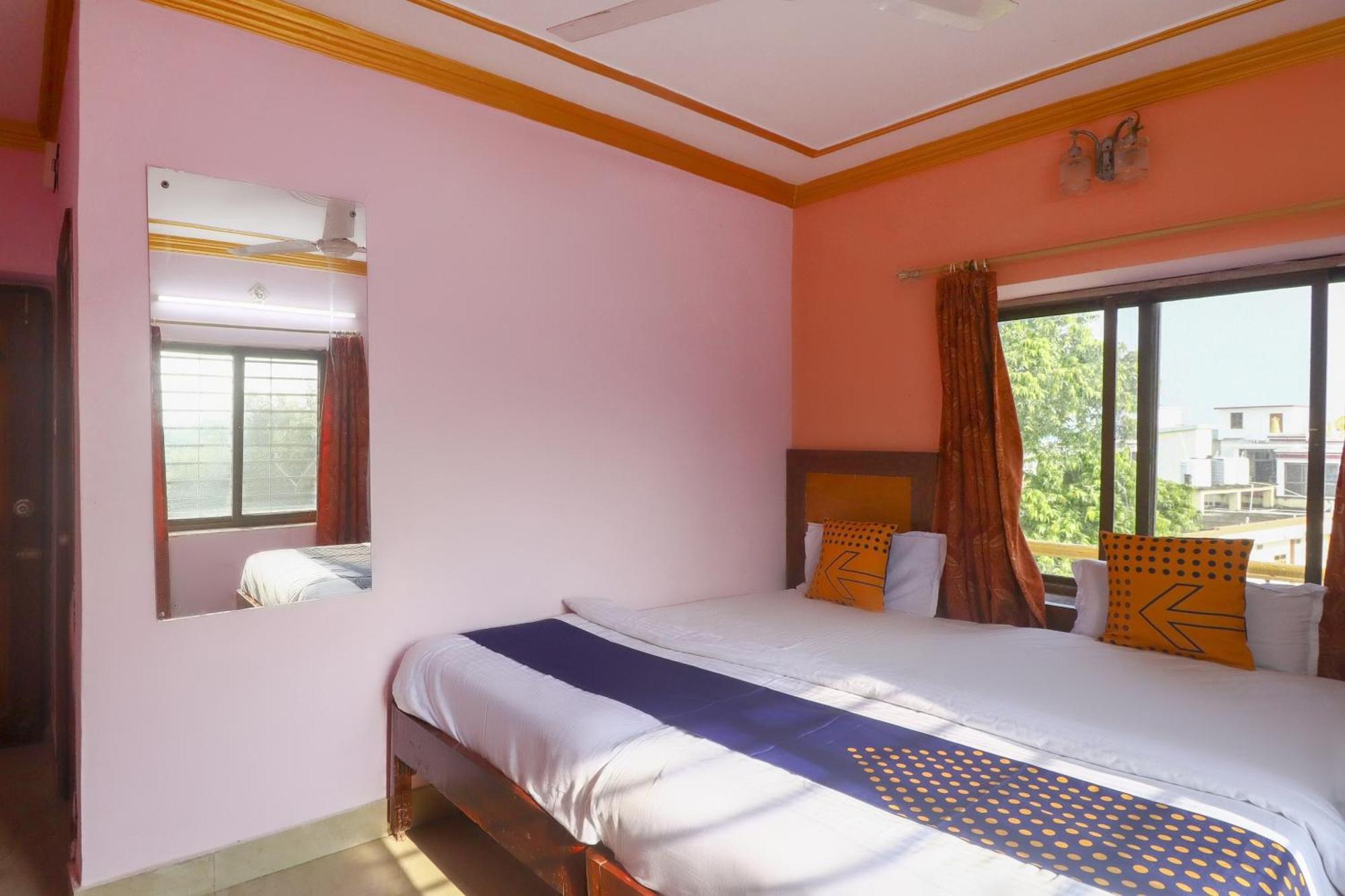 Spot On 75963 Hotel Prince Bodh Gaya Exterior photo